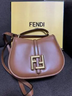 FENDI カモン スモール FFロゴ ショルダーバッグ ブラウン