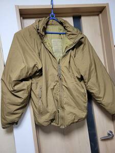 米軍放出本物 USMC レベル7 プリマロフトパーカー L7 coyote ワイルドシングス WILDTHINGS level7 ECWCS 海兵隊 コヨーテ PRIMALOFT JACKET