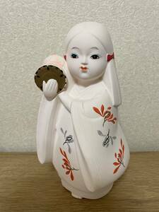昭和レトロ　ビンテージ　陶器製の日本人形　Vintage Japanese Pottery doll 高さ　約22センチ　美品　レア 