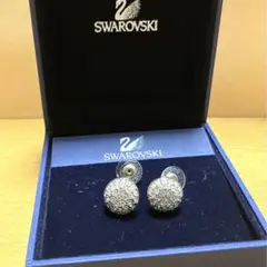 SWAROVSKI スワロフスキー Blow スタッドピアス【両耳用】パヴェ