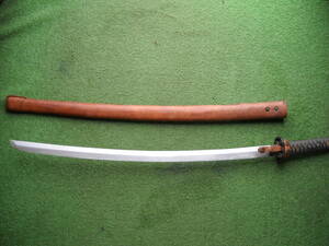 武具　刀剣　日本刀　演劇用の模造刀です　長970（70)刃幅29