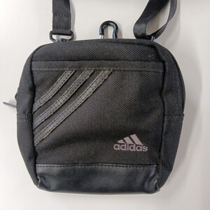 ★【中古品】adidas(アディダス)　ショルダーポーチ　黒