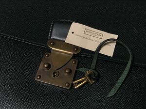 【値下げ】ルイ・ヴィトン　LOUIS VUITTON　タイガ　ビジネスバッグ　Made in France