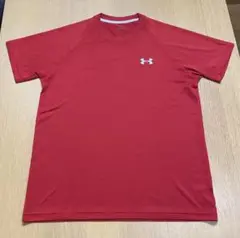 Under Armour 赤 Tシャツ