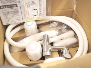 未使用品 KAKUDAI/カクダイ 139-503K 2ハンドルシャワー混合栓 一時止水 浴室 住宅設備