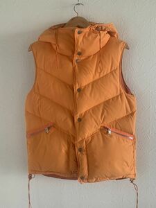 nonnativeDOWN VEST 2 United arrowsSIERRA DESIGNS ネペンテス　needles ガーメンツ　beams