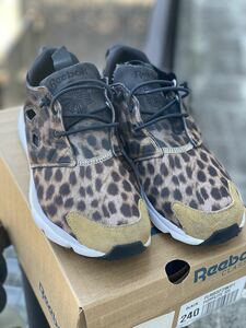 日本未発売　Reebok furylight 美品　24cm 激レア