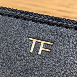 【送料無料1円〜未使用新品】TOM FORD（トムフォード）/シンセティックレザーコスメティックポーチ フラットポーチ 21x14cm 01