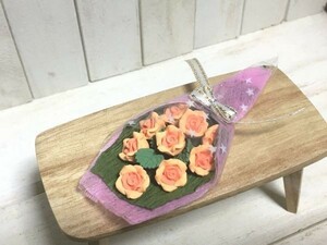 z199◆ドールへの贈り物◆ ドールハウス 用 ミニチュア 花束 橙 薔薇 バラ 花 ギフト プレゼント アレンジ Doll House Blythe リーメント