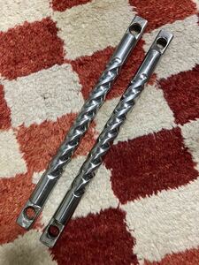 Vintage twisted heard tail struts ビンテージ　ハードーテールストラット　リジットバー　13インチ　チョッパー　AEE チーター　