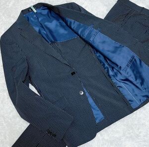 紳士のストライプ スーツ　セットアップ　テーラードジャケット　ネイビー XL（LL） Y7 センターベンド 2B ノータック クリーニング済
