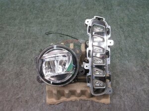 ☆ スズキ　スペーシア カスタム　MK32S-5570・・　純正　右　LED フォグランプ ＋ デイライト　(ト-4) ☆