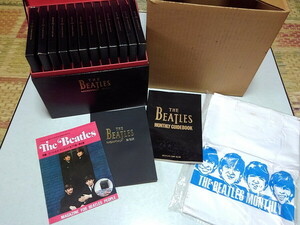 ●　The Beatles Monthly Box　限定版証明書付き♪ 未開封新品Tシャツ付♪　第1号パネル付♪　ビートルズ マンスリーボックス 77冊組