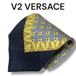 【美品】 VERSACE ヴェルサーチ V2 ネクタイ ハイブランド イタリア製 シルク シルク100% ゴールド 総柄 メデューサ