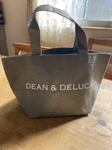 DEAN&DELUCA ディーン&デルーカ　ペーパーバック　エコバッグ 福袋　グレー