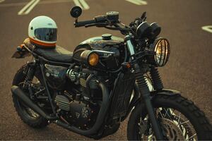 T120 Black Triumphトライアンフ　スクランブラー オフロード　カスタム多数　クラシックscrambler