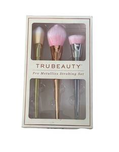 メイクブラシ３本セット　TRUBEAUTY プロメタリック