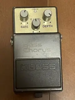 BOSS エフェクター　CE-2B ベースコーラス　エフェクター