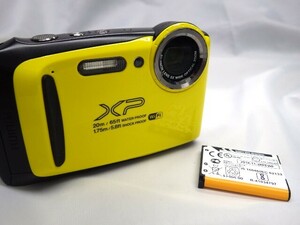 ☆富士フイルム！防水・耐衝撃デジタルカメラ！FinePix XP130！（#Y-816）「60サイズ」☆