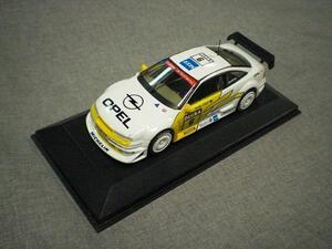 PMA ミニチャンプス 1/43 1993年 OPEL CALIBRA V6 ＃6 モデルカー