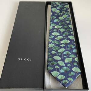 グッチ（GUCCI） 青緑の葉っぱネクタイ