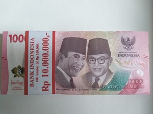 中央銀行 インドネシアルピア Bank Indonesia インドネシア紙幣 Rp 連番 ピン札 インドネシア 通貨 帯付き Rp100,000 札 総額 Rp10,000,000