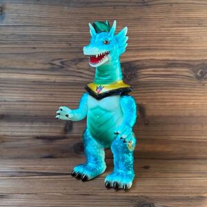 新品 未開封 meteoritetoy 巨獸テキラ 巨獣テキラ ソフビ sofubi ILUILU zollmen スーフェス IZUMONSTER 廣田彩玩所 hxs realhead mvh 