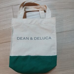 【DEAN&DELUCA*ディーン&デルーカ】ミニバッグ*グリーン*新品未使用