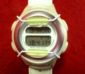 GS491）◎完動腕時計送料無料(定形外)★CASIO カシオ BABY-GFILEクマ Gショック系BG-381裏ぶたに可愛クマさんが椅子に座る、レアなシリーズ