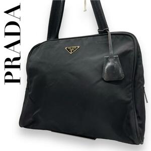 PRADA プラダ　o ナイロン　黒　トートバッグ　肩掛け　三角ロゴ　ゴールド