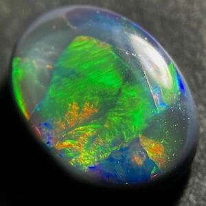 遊色効果抜群!!〔天然ブラックオパール0.980ct〕U 8.75×6.66mm ルース 裸石 Black opal 宝石 ジュエリー jewerly DE0/EA0 テEE1