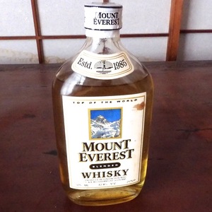 311・エベレスト印ウイスキー　Mount Everest Blended Whisky ネパール　珍品