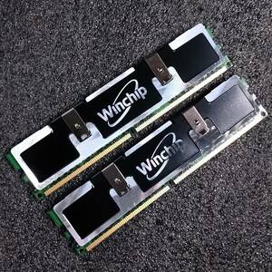 【中古】DDR2メモリ 8GB(4GB2枚組) Winchip GDE4GB28L250C8-32GK [DDR2-800 PC2-6400]