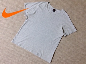 ★中古★ナイキ メンズ Vネック 半袖Tシャツ グレー 灰色 XLサイズ ファッション 90s 00s NIKE 古着 ビンテージ オールド