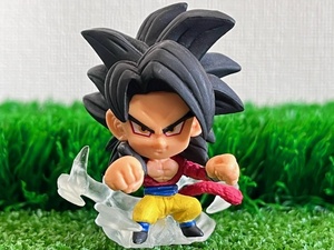 BANDAI★ドラゴンボール◇超戦士フィギュア2 [超サイヤ人4 孫悟空] フィギュア 美品 ＊バンダイ 食玩