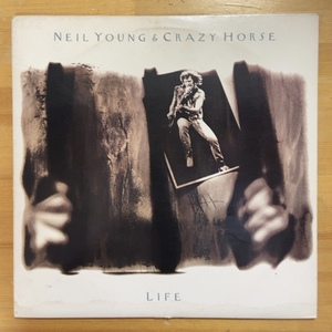 NEIL YOUNG & CRAZY HORSE LIFE LP