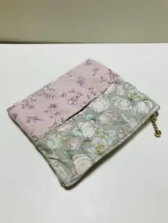 ハンドメイド ティッシュ入れ付きポーチ 花柄