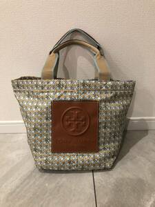 TORY BURCH トリーバーチPRINTED NYLON SMALL TOTE