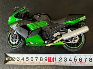 1/12スケール Kawasaki ninja ZX-14 ニンジャ 忍者 カワサキ 川崎 ライムグリーン ZX14 ダイキャストバイク ミニカー オートバイ 完成品