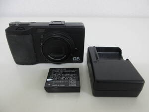 中古 カメラ RICOH GR DIGITAL IV 4 ブラック リコー コンパクトデジタルカメラ バッテリー・充電器付属 現状品 ※通電のみ確認済 ／Q