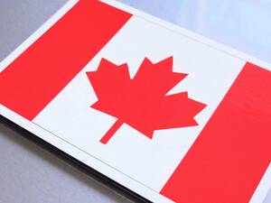 1■_カナダ国旗ステッカー Sサイズ 5x7.5cm 1枚即買■耐水シール スーツケースに Canada Flag sticker decal NA