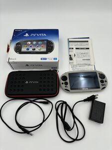 M690　SONY　ソニー　PlayStationVita　PS　Vita　wi-fiモデル　ファイティングクライマックス他　ソフト付き　動作確認済