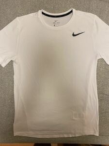 ナイキドライフィット　NIKE　トレーニングウェア　ランニングウェア Dri-FIT 半袖Tシャツ