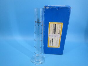 柴田科学　メスシリンダー　カスタム　グレード　500ML　2350-500A　SIBATA　全長約36ｃｍ　（池　EW51