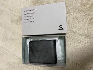 美品 WILDSWANS ワイルドスワンズ フルグレインブライドル　WINGS 二つ折り財布（小銭入れなし） 黒