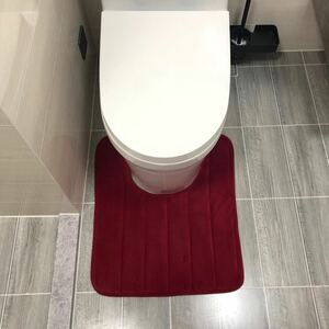 トイレマット 敷物 トイレまっと 低反発 高密度 北欧 トイレ足元マット ふかふか トイレ用マット吸水速乾 洗える 60×50cm ダークレッド