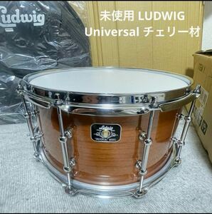 未使用 LUDWIG Universal スネア LU6514CH チェリー材 ソフトケース付き スネアドラム