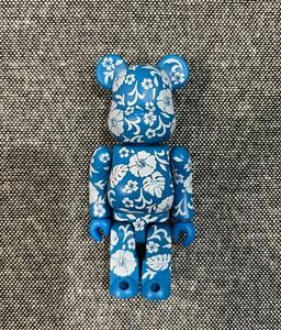 ベアブリック シリーズ4 PATTERN パターン ハイビスカス 100% BE@RBRICK メディコムトイ