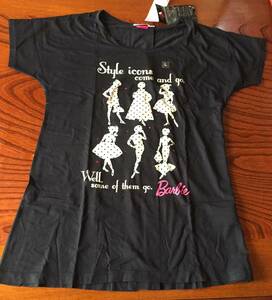 新品未使用ユニクロ　barbie　バービー　グラフィックTシャツ　L