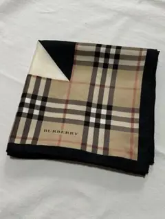 BURBERRY LONDON・チェック柄 シルクスカーフ・未使用　美品